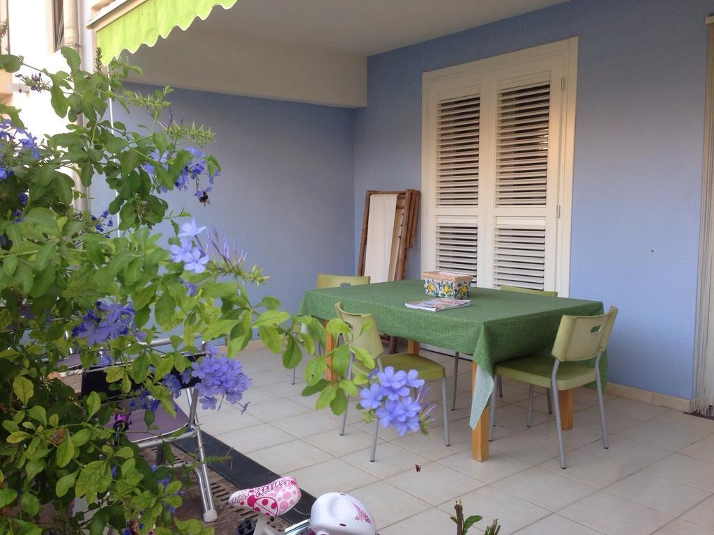 Holiday Home Residence Azzurro Marzamemi Oda fotoğraf
